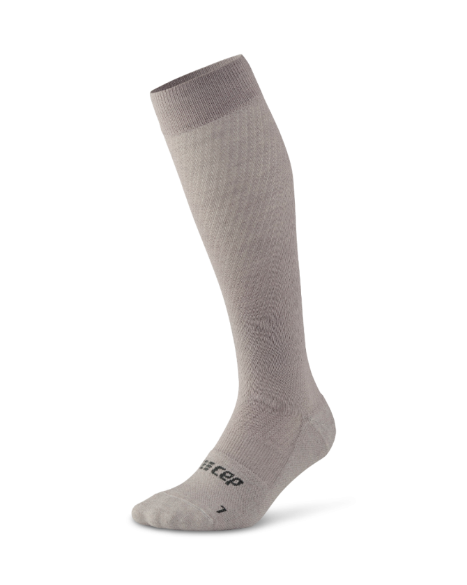 CEP Flight Socks Tall in light grey für Frauen