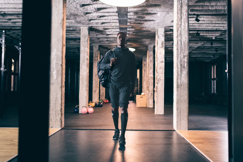 RÉCUPÉRATION RAPIDE AVEC LA COMPRESSION